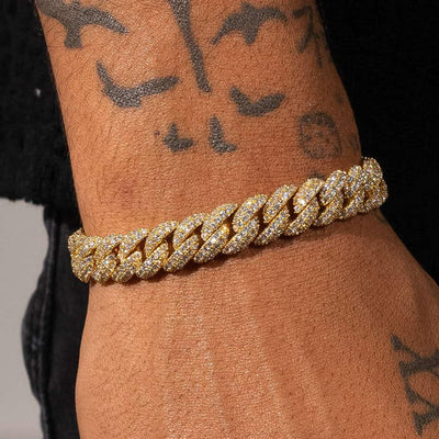 Veyro 9mm VVS D Cuban Link Bracelet